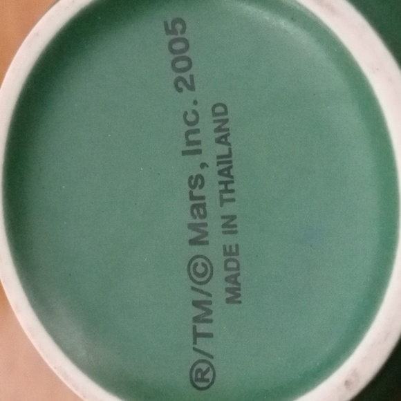 M&M's 2005 World Cafe Coffee Mug Tea Cup 14 oz - Picture 4 of 5